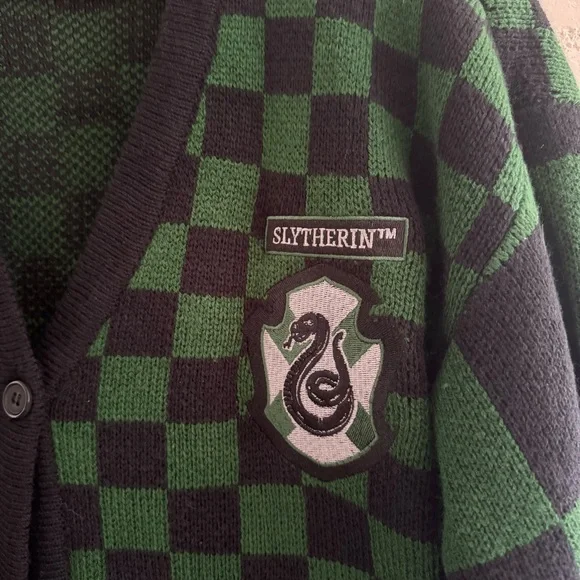 ON HOLD Slytherin Boxlunch Green and Black Checkered Cardigan 🐍🖤💚 - Picture 3 of 7